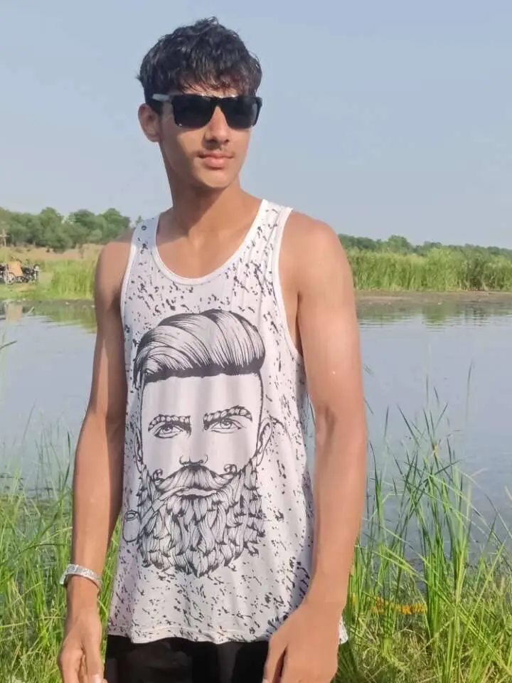 Mukesh Tailor before strength gains at Bear Biceps Gym
